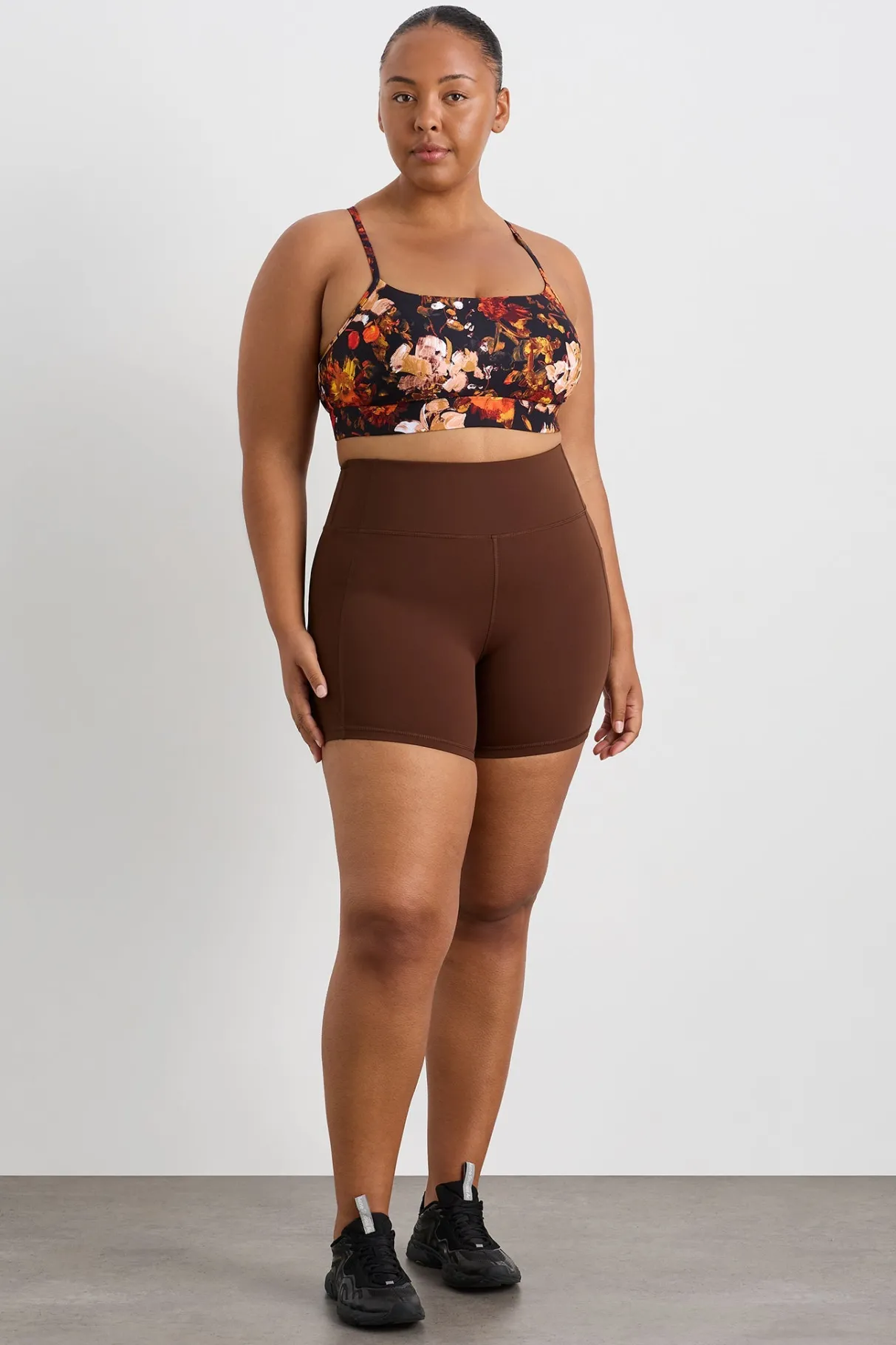 square_neck_sports_bra__10-2.webp Outlet Aje ATHLETICA Square Neck Sports Bra 307 Autumnal Garden