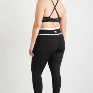 Hot Aje ATHLETICA Sweetheart Piping Bra 330 Black/White
