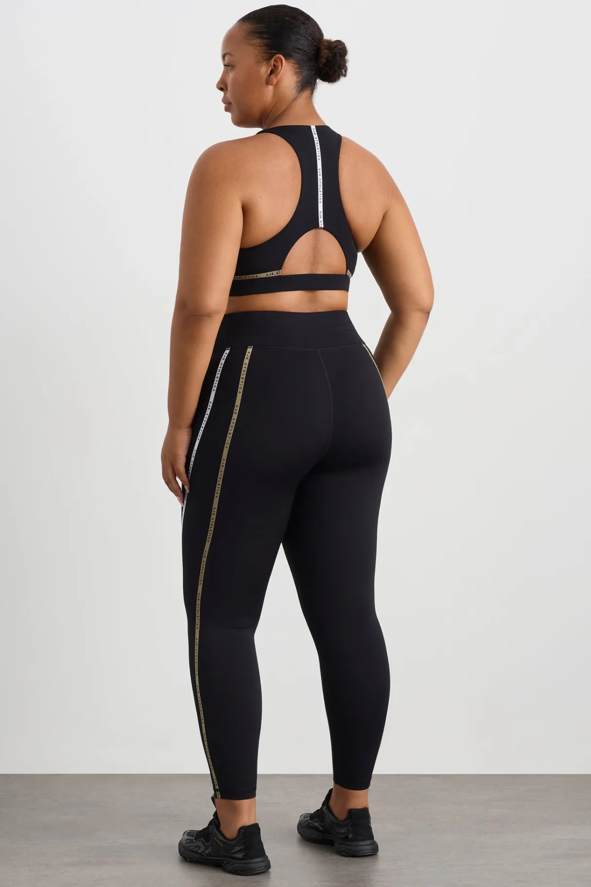 sweetheart_taped_bra__15.webp Cheap Aje ATHLETICA Sweetheart Taped Bra 367 Black/Multi