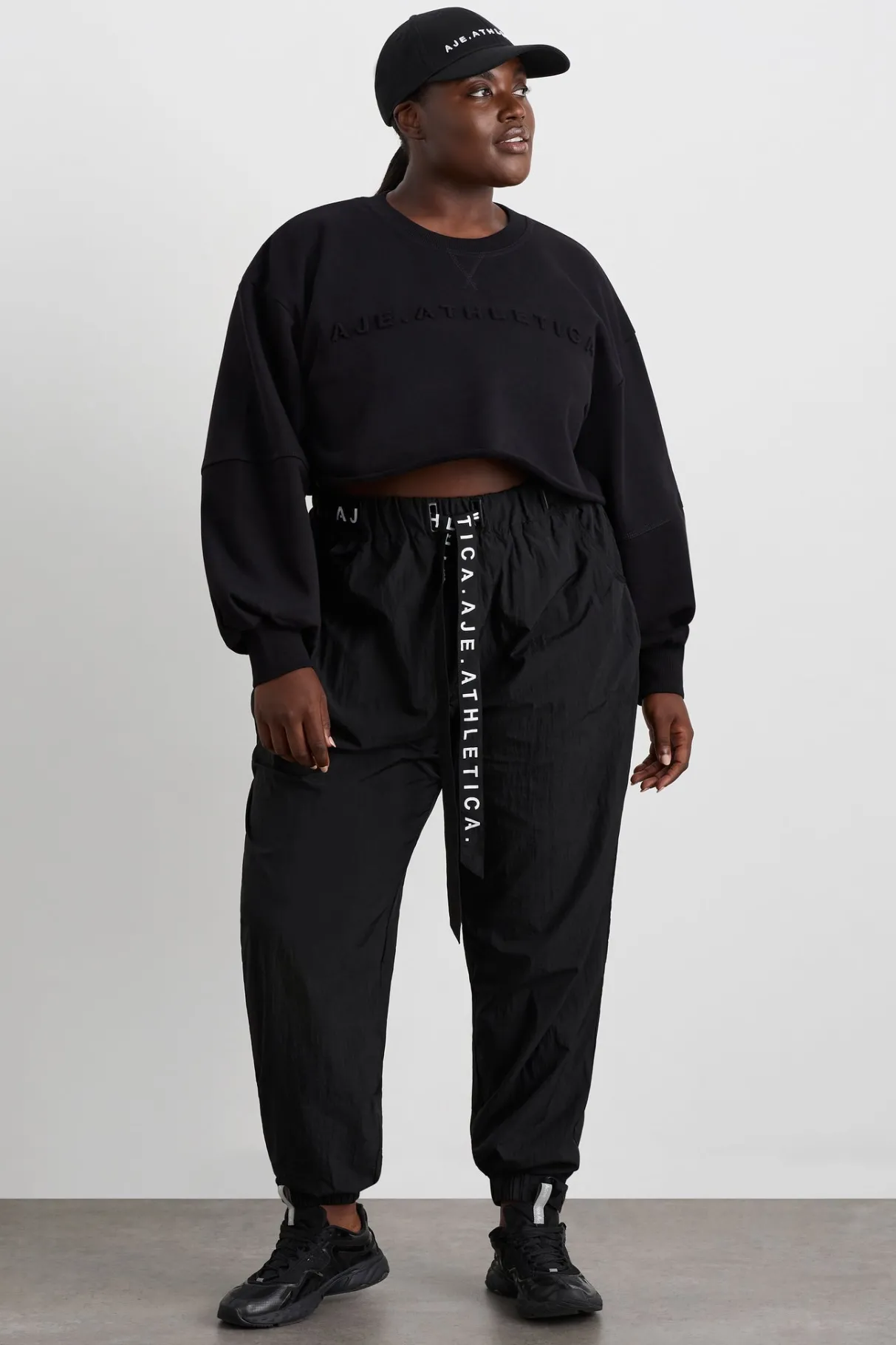 terry_crop_top__11.webp Fashion Aje ATHLETICA Terry Crop Top 413 Black