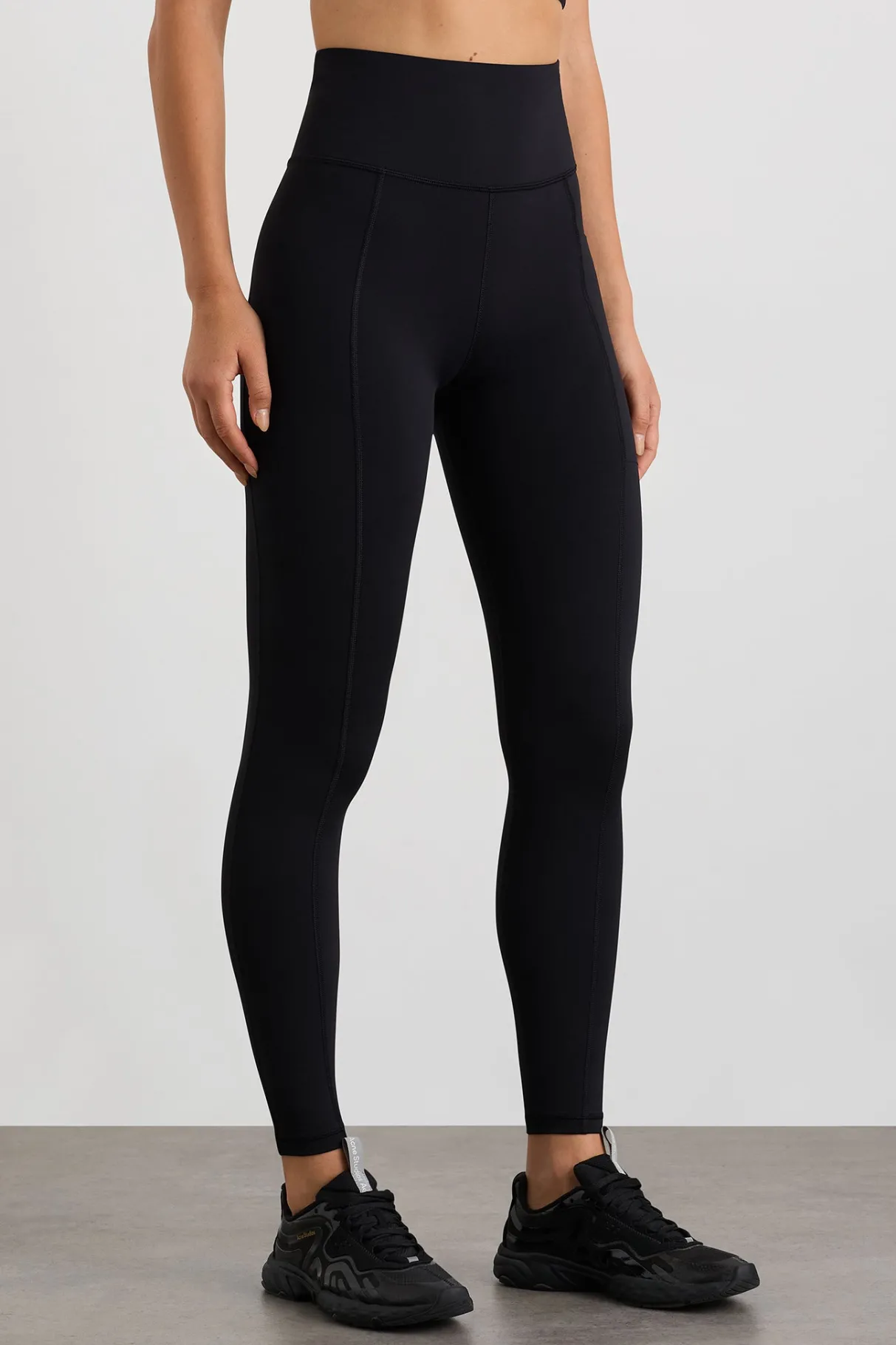 thread_through_legging__2.webp Outlet Aje ATHLETICA Thread Through Legging 228 Black/White Logo