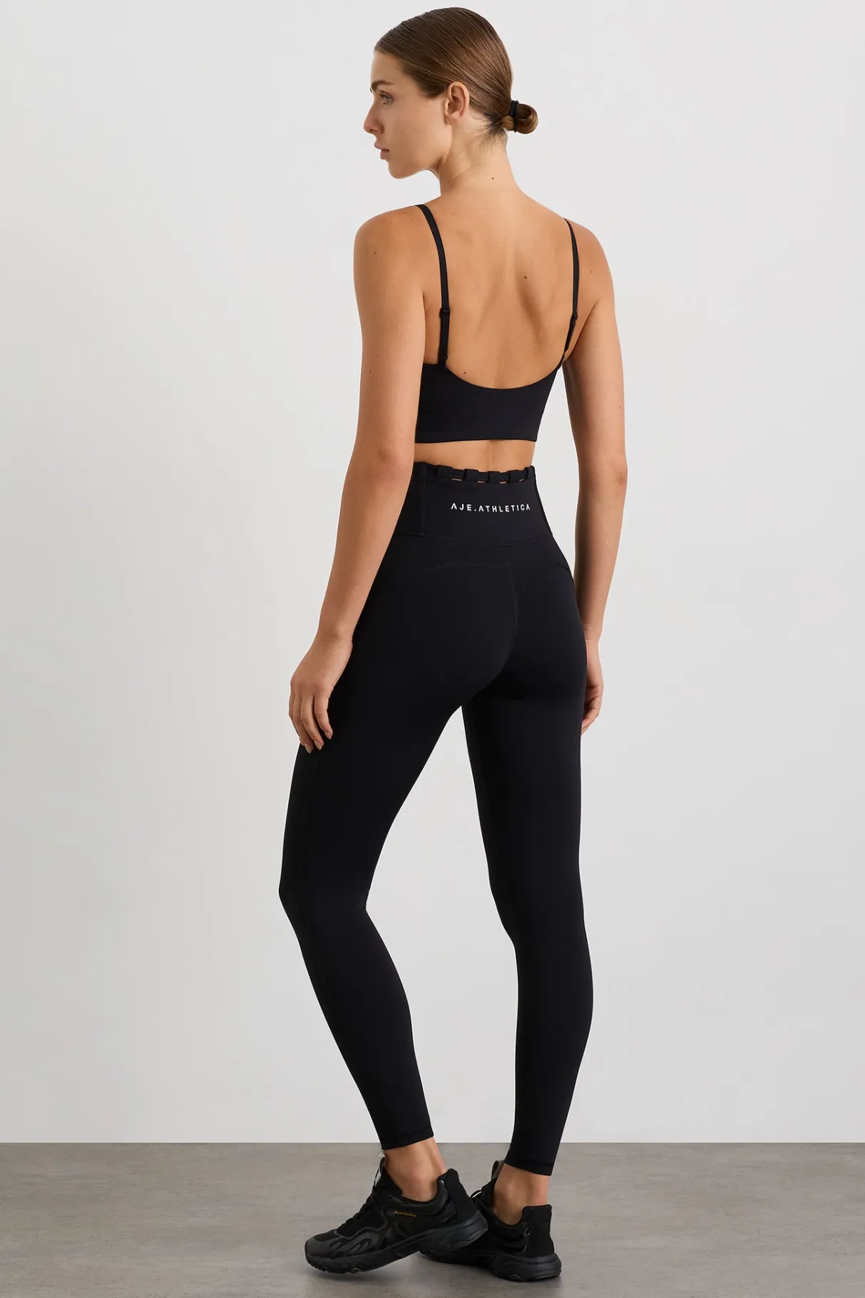 thread_through_legging__6.webp Outlet Aje ATHLETICA Thread Through Legging 228 Black/White Logo