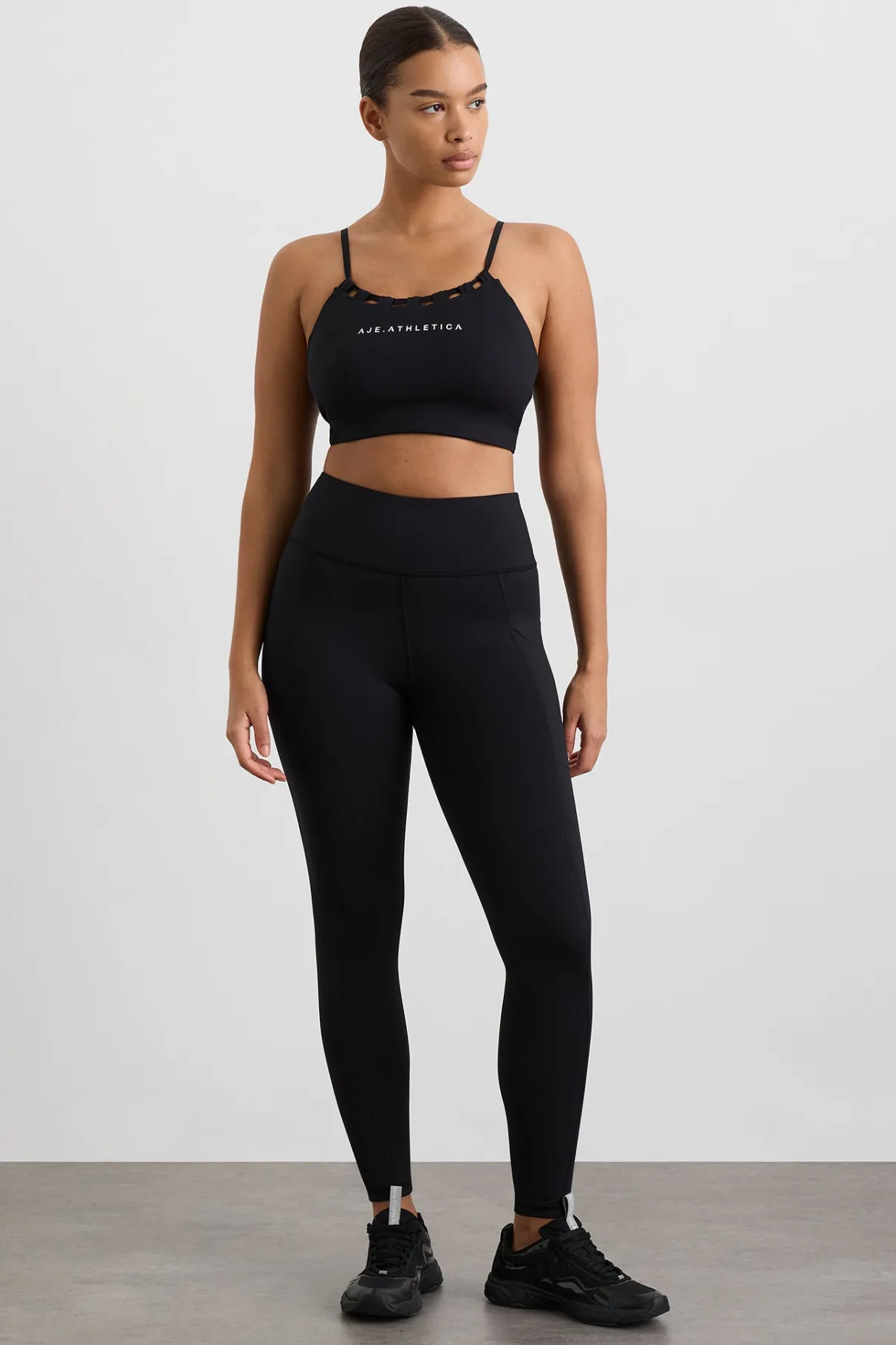 thread_through_legging__7.webp Outlet Aje ATHLETICA Thread Through Legging 228 Black/White Logo