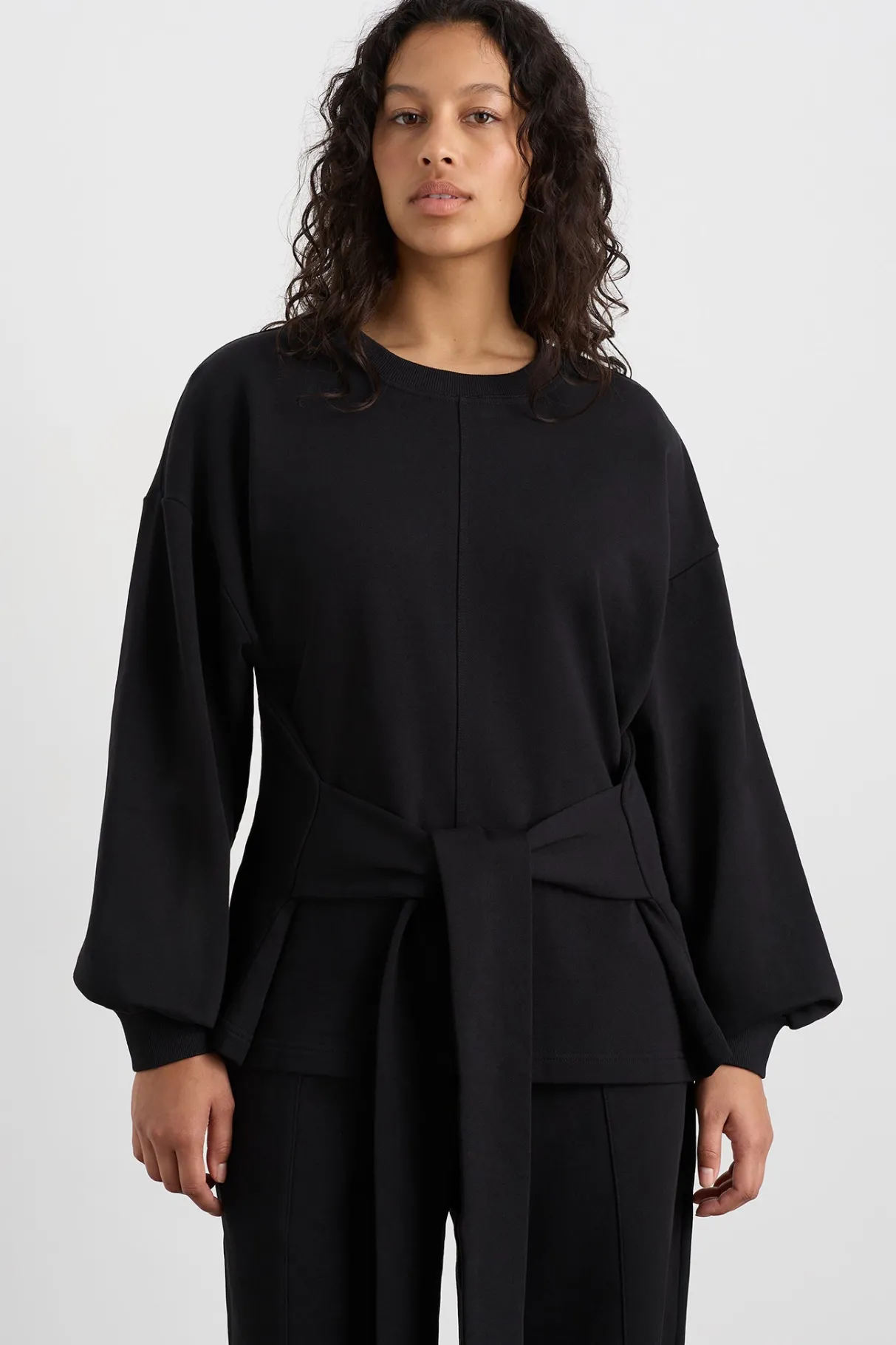 tie_back_jumper__5.webp Clearance Aje ATHLETICA Tie Back Jumper 122 Black