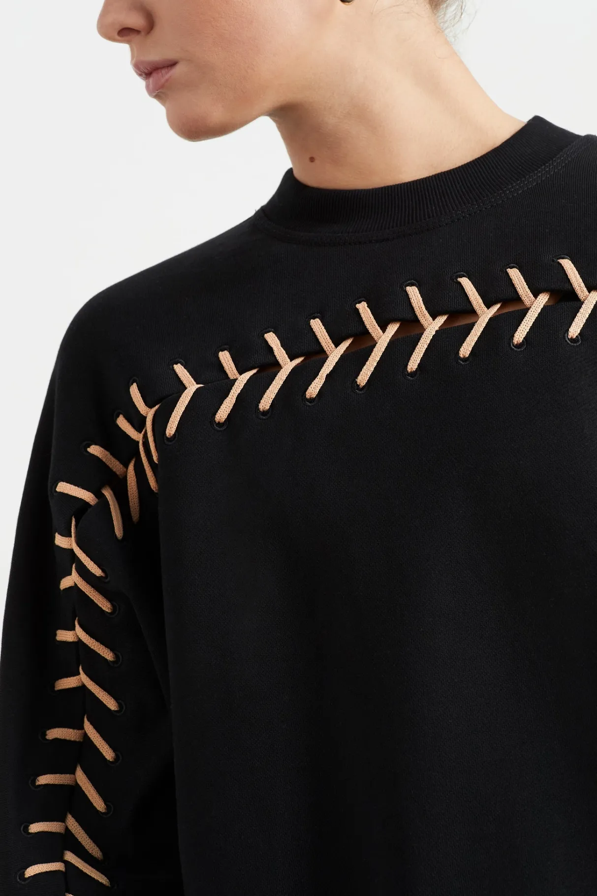 whipstitch_jumper__2.webp Flash Sale Aje ATHLETICA Whipstitch Jumper 424 Black/Beige