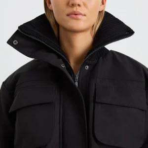 Store Aje ATHLETICA Wide Collar Puffer 025 Black