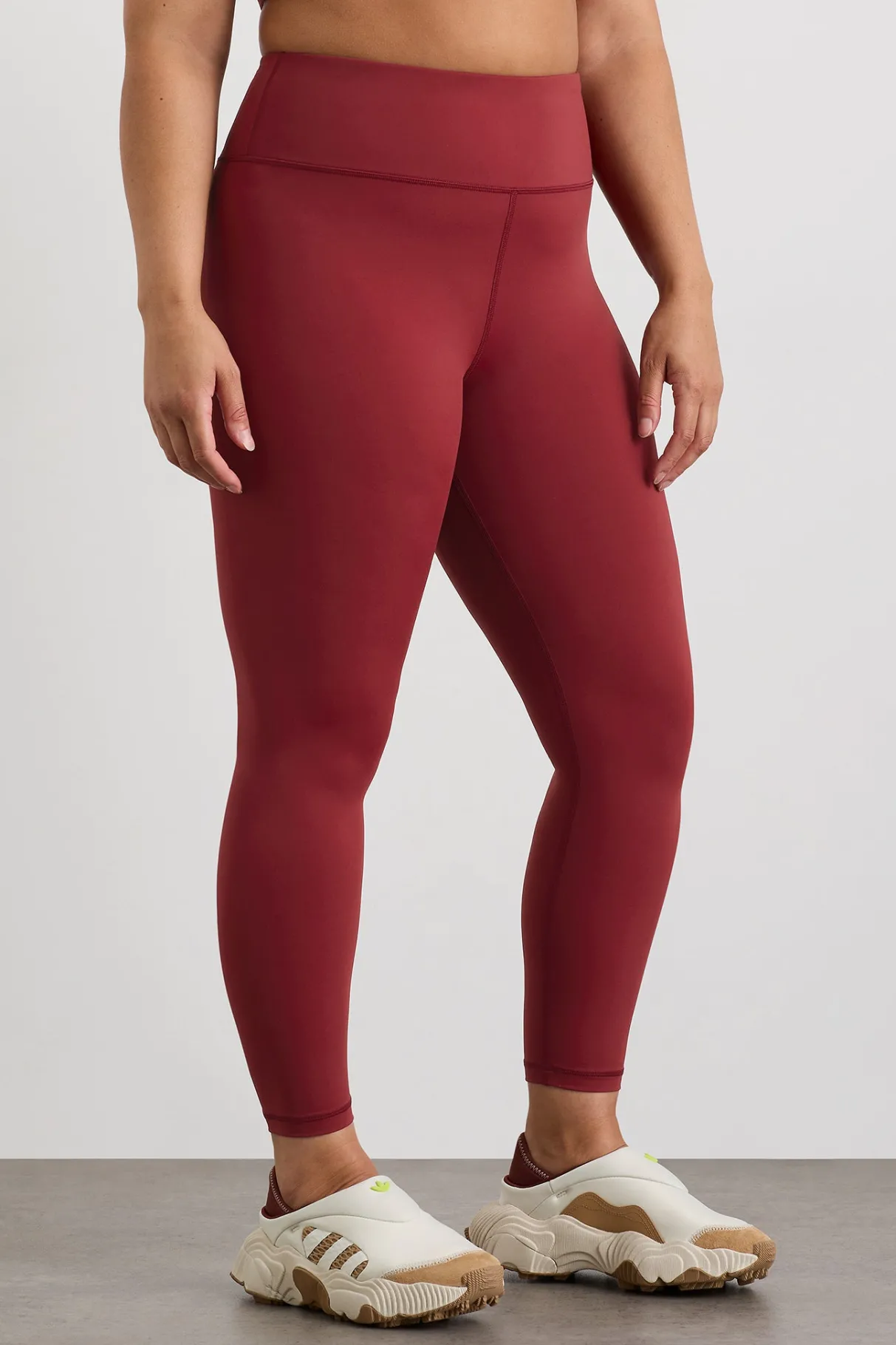 winding_road__tight__12.webp Discount Aje ATHLETICA Winding Road 7/8 Tight 231 Plum Red