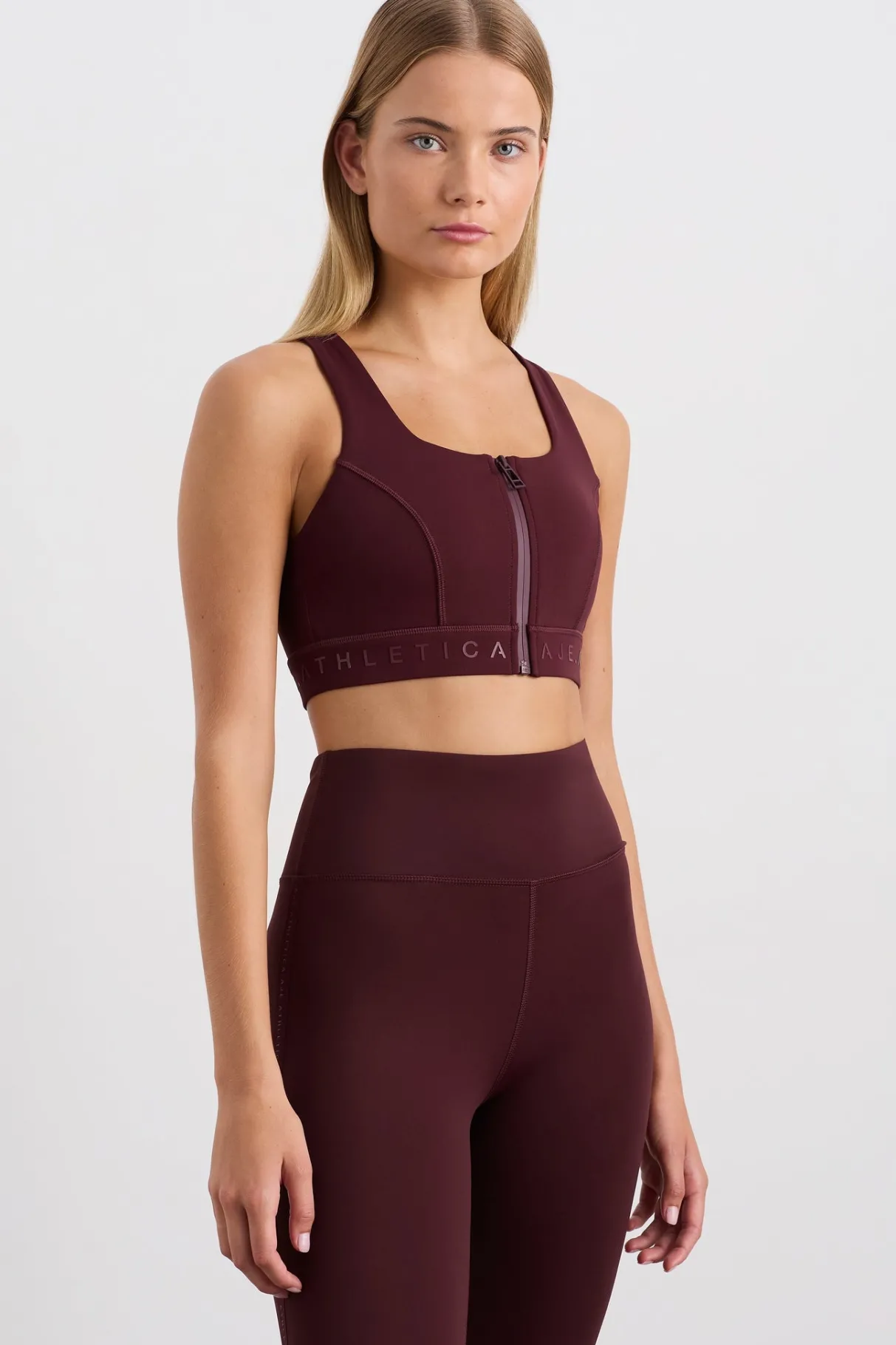 zip_front_logotape_sports_bra__1-1.webp Flash Sale Aje ATHLETICA Zip Front Logotape Sports Bra 319 Burgundy