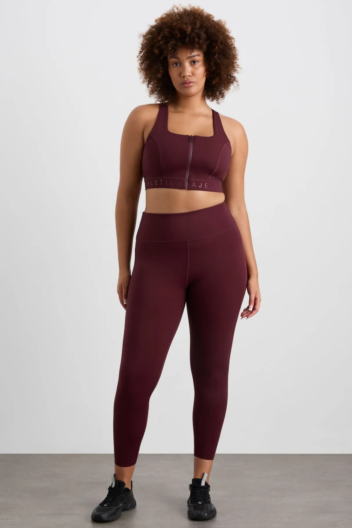 zip_front_logotape_sports_bra__11-1.webp Flash Sale Aje ATHLETICA Zip Front Logotape Sports Bra 319 Burgundy