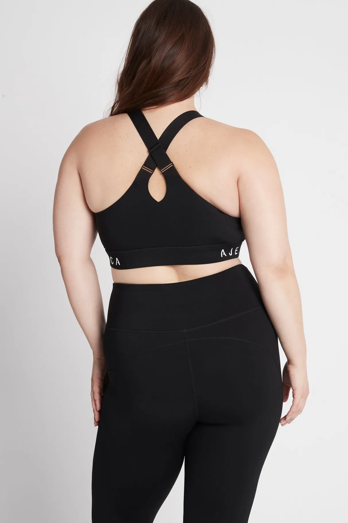 zip_front_logotape_sports_bra__15.webp Cheap Aje ATHLETICA Zip Front Logotape Sports Bra 319 Black