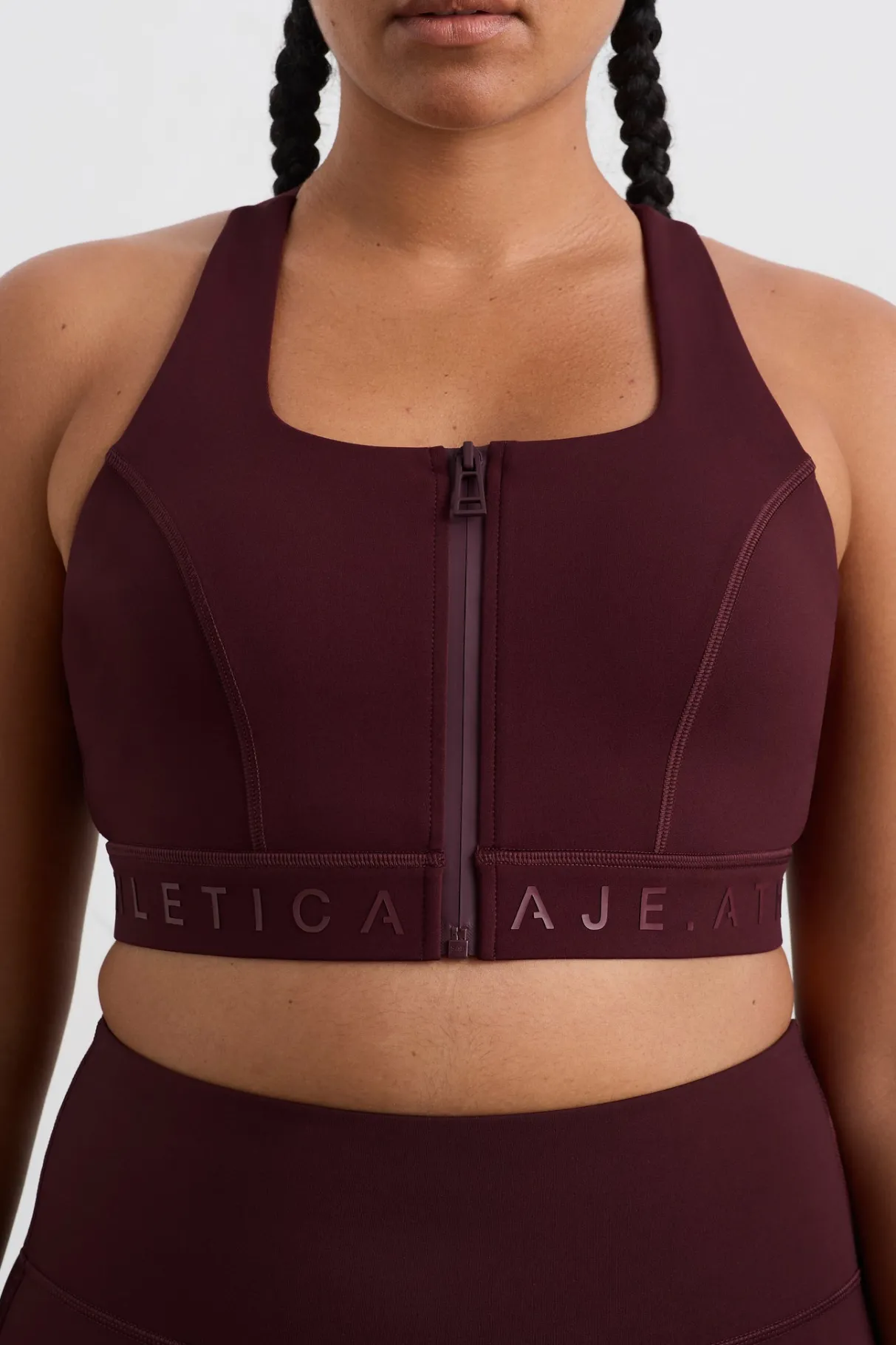zip_front_logotape_sports_bra__8-1.webp Flash Sale Aje ATHLETICA Zip Front Logotape Sports Bra 319 Burgundy